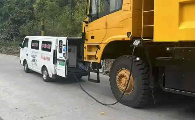 灵石新能源车充电搭电