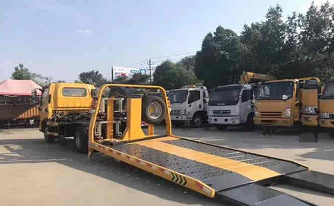 灵石汽车中途维修案例