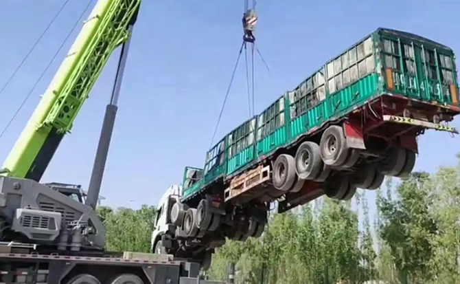 灵石道路脱困救援案例